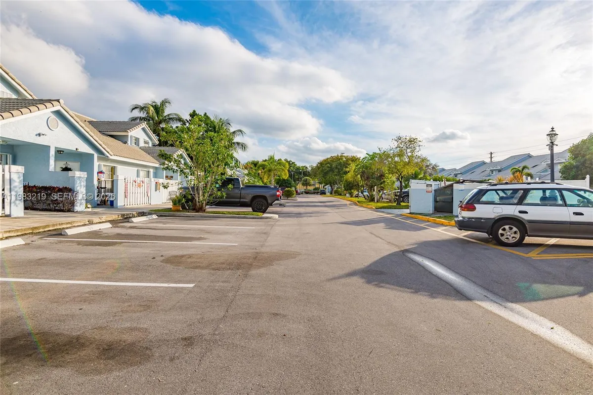 370 SE 2nd Ave # G3, Deerfield Beach FL 33441