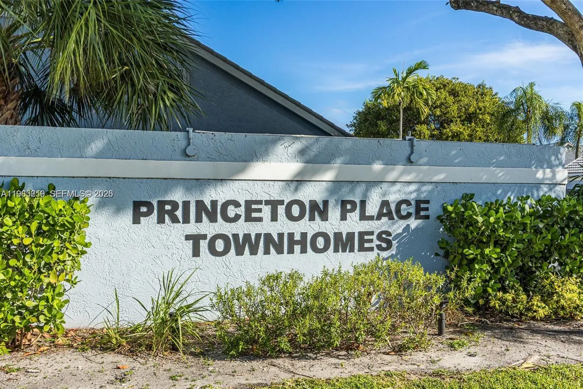 370 SE 2nd Ave # G3, Deerfield Beach FL 33441