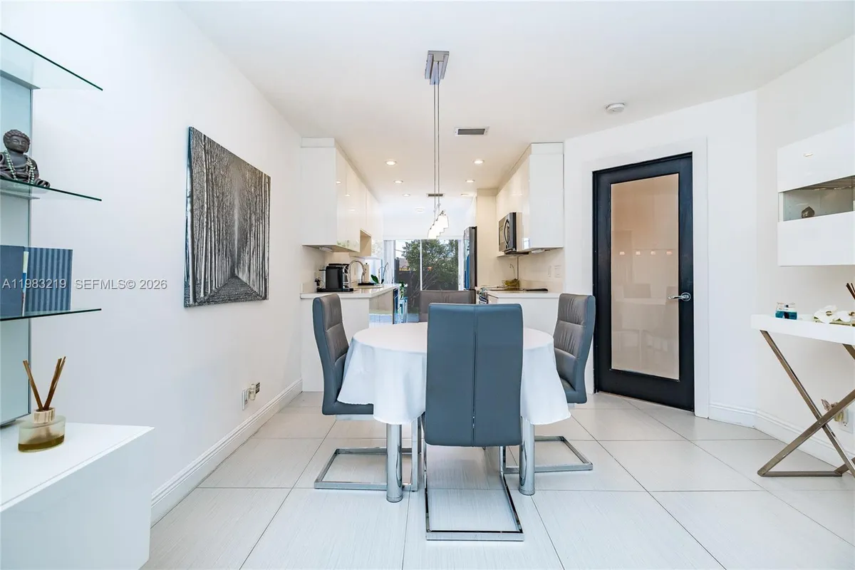 370 SE 2nd Ave # G3, Deerfield Beach FL 33441