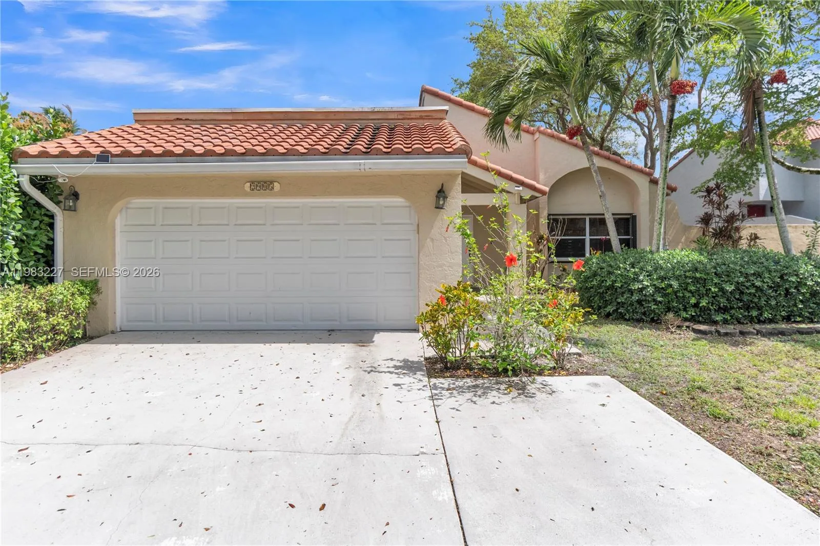 2905 Begonia Way, Cooper City FL 33026