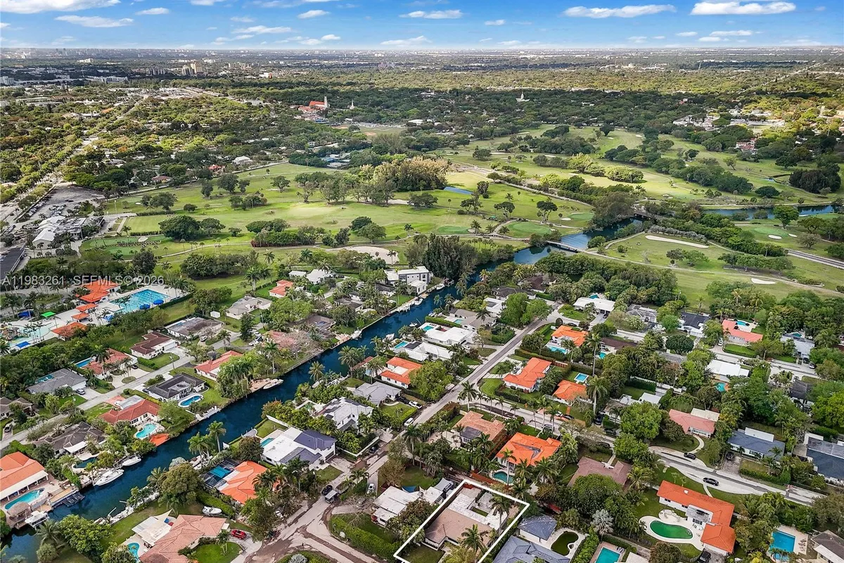 10610 NE 11th Ave, Miami Shores FL 33138