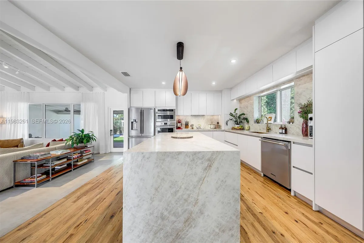 10610 NE 11th Ave, Miami Shores FL 33138