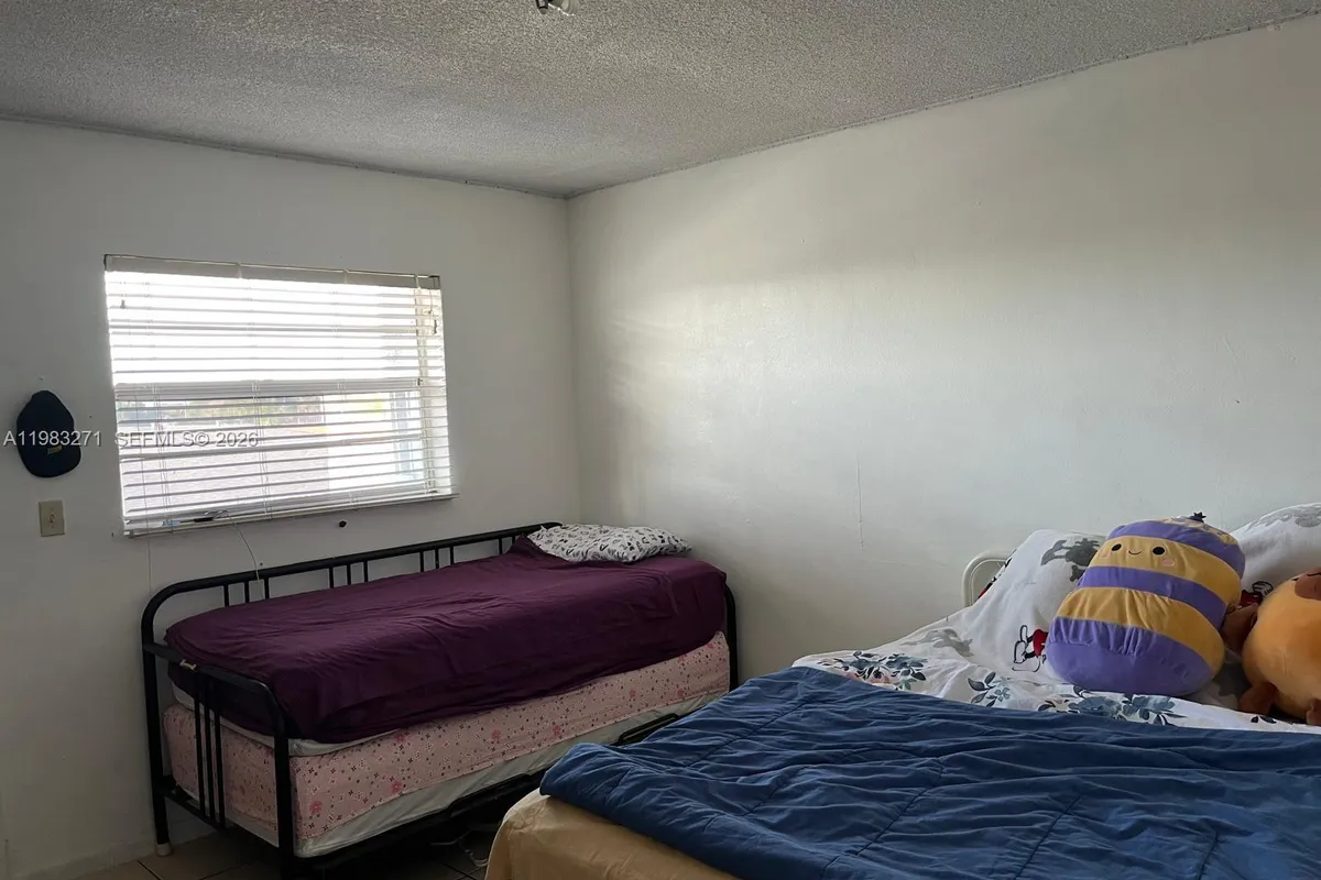 1735 NE 164th St # D306, North Miami Beach FL 33162