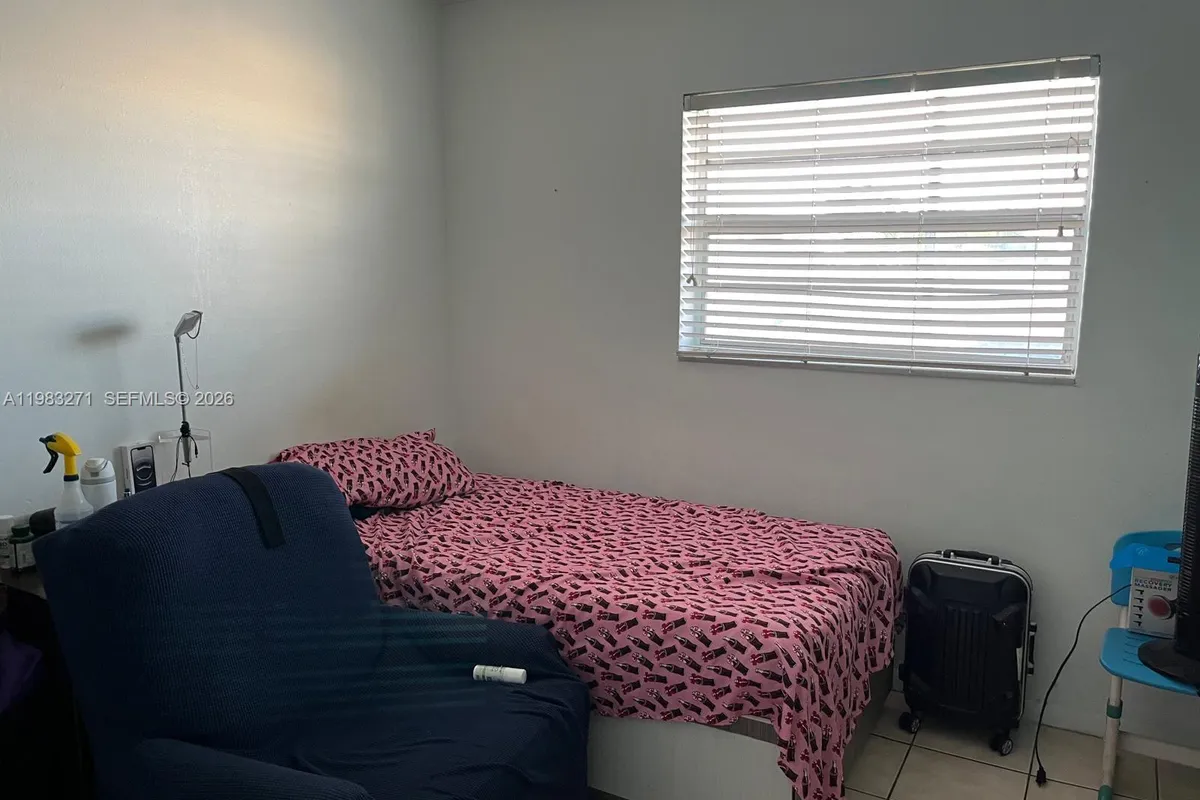 1735 NE 164th St # D306, North Miami Beach FL 33162