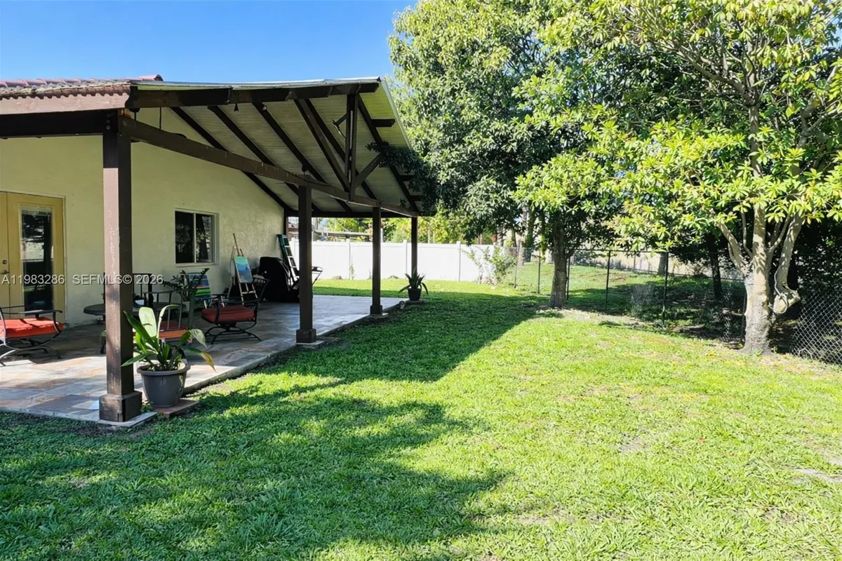 13311 SW 42nd St, Miramar FL 33027