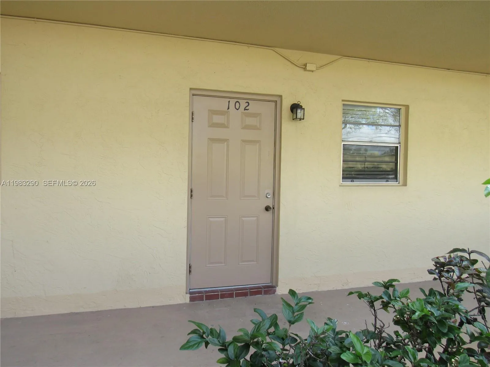 100 Ashbury Rd # 102, Hollywood FL 33024