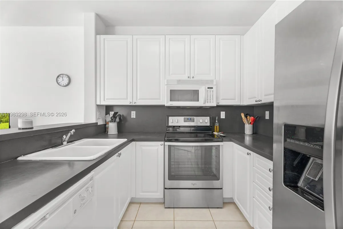 5527 NW 113th Ave, Doral FL 33178