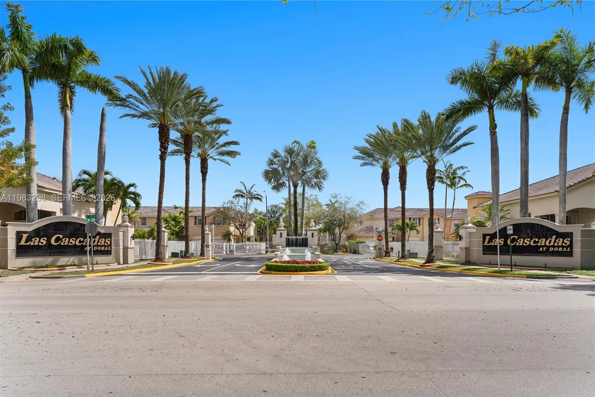 5527 NW 113th Ave, Doral FL 33178