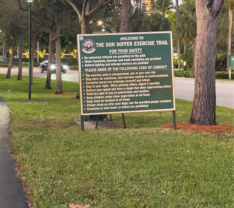 20000 E Country Club Dr # 211, Aventura FL 33180