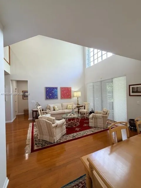 4432 NW 93rd Doral Ct, Doral FL 33178