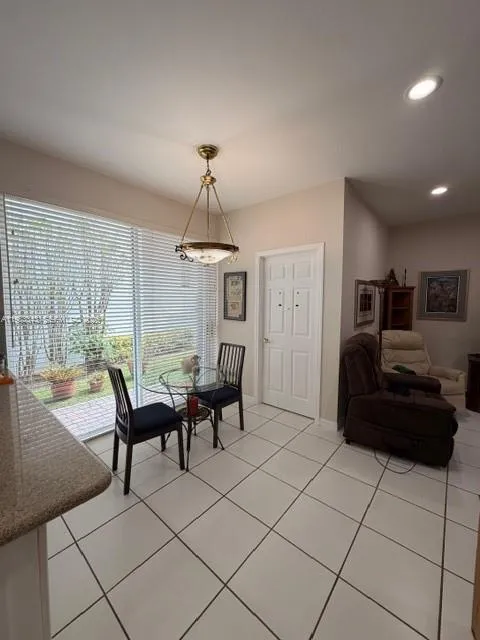 4432 NW 93rd Doral Ct, Doral FL 33178