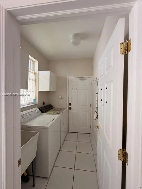 4432 NW 93rd Doral Ct, Doral FL 33178