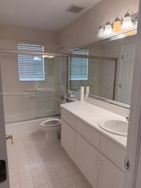 4432 NW 93rd Doral Ct, Doral FL 33178