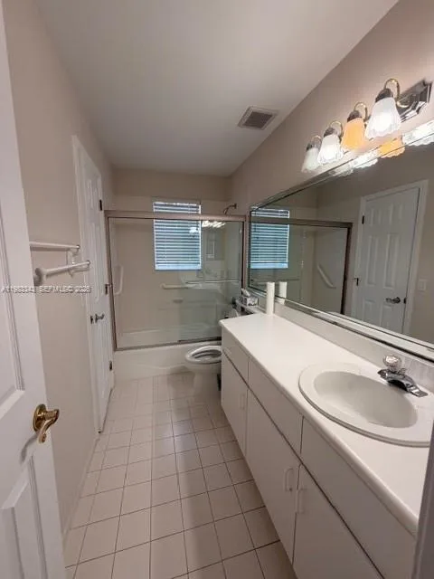 4432 NW 93rd Doral Ct, Doral FL 33178