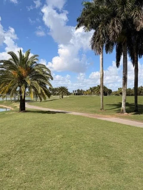 4432 NW 93rd Doral Ct, Doral FL 33178