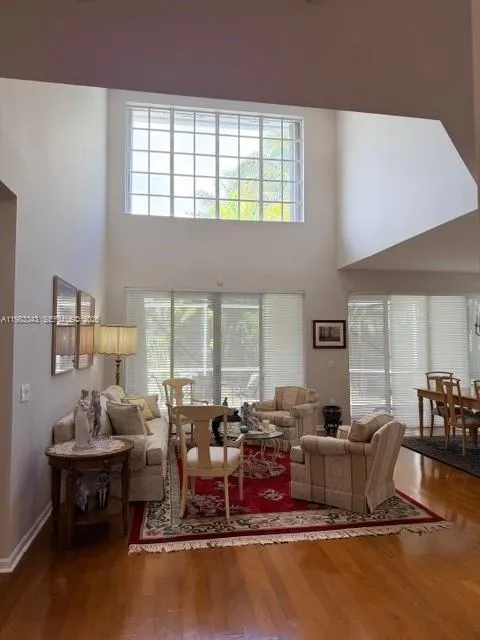 4432 NW 93rd Doral Ct, Doral FL 33178