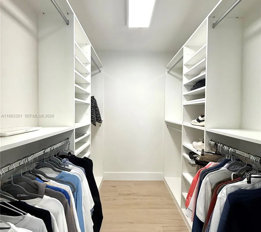 670 Deer Creek Hollows Cir, Deerfield Beach FL 33442