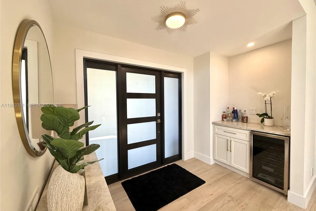 670 Deer Creek Hollows Cir, Deerfield Beach FL 33442