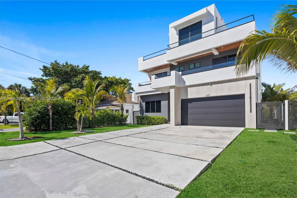 2613 Center Ave, Fort Lauderdale FL 33308