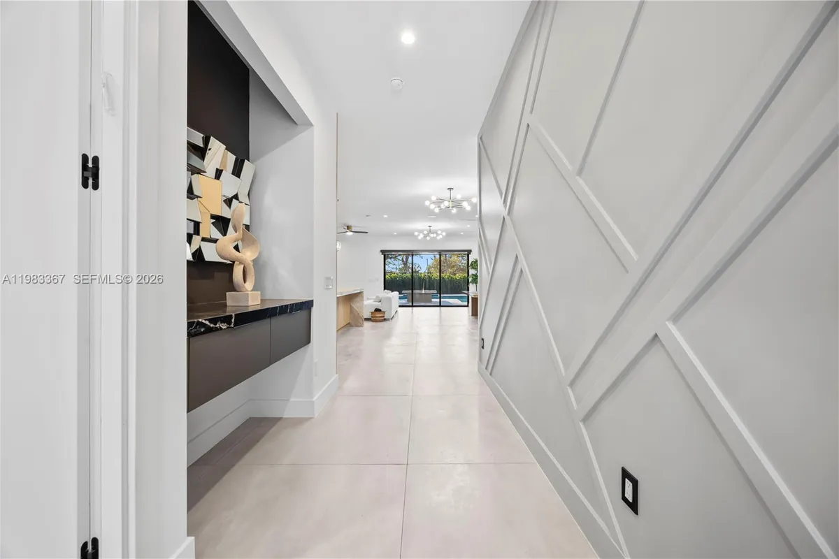 2613 Center Ave, Fort Lauderdale FL 33308