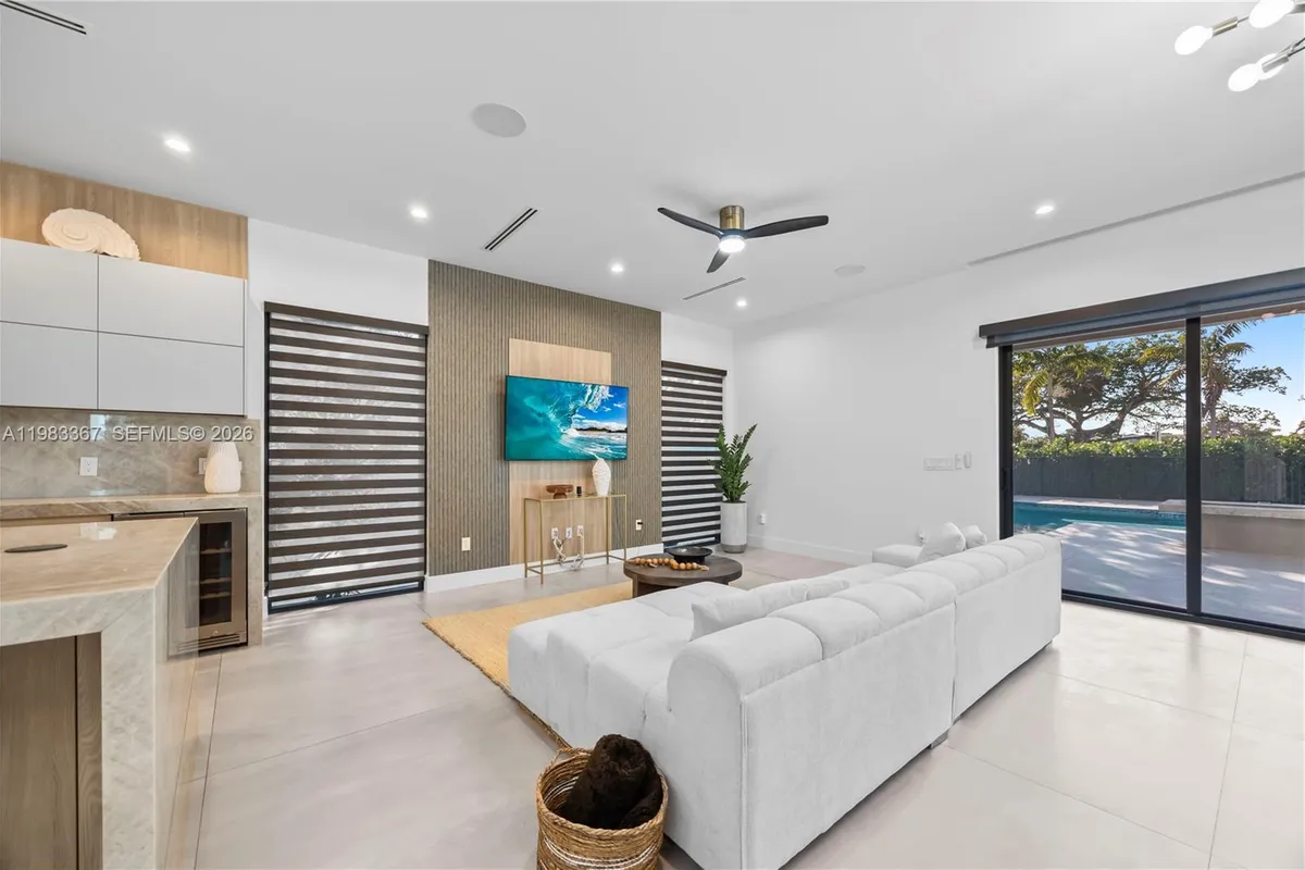 2613 Center Ave, Fort Lauderdale FL 33308