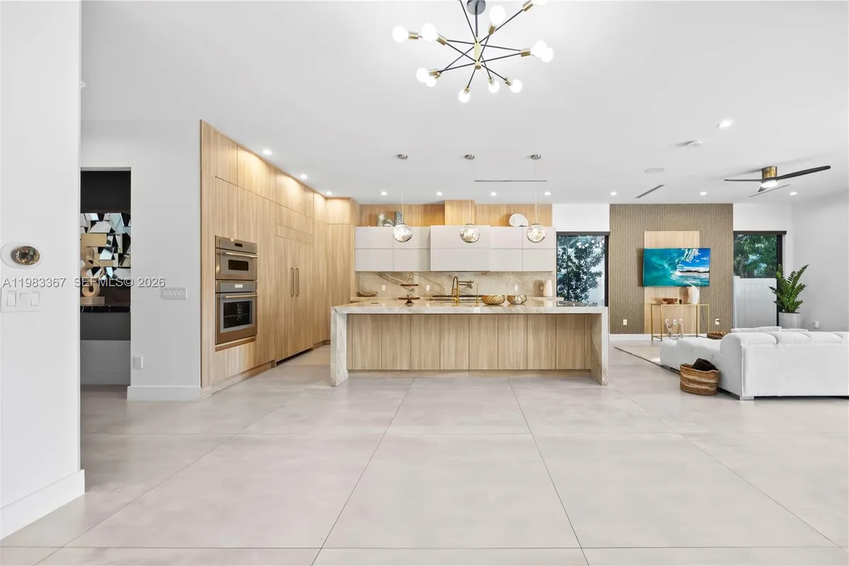 2613 Center Ave, Fort Lauderdale FL 33308