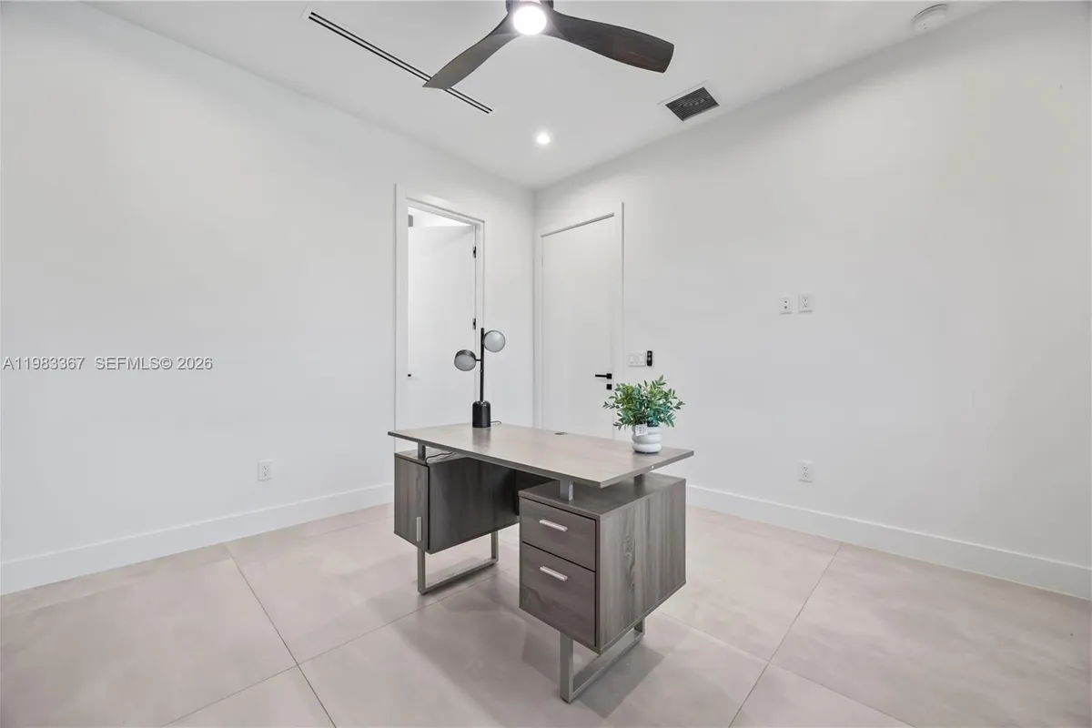 2613 Center Ave, Fort Lauderdale FL 33308