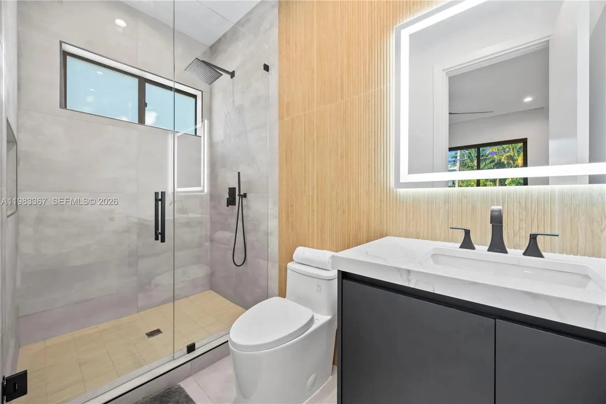 2613 Center Ave, Fort Lauderdale FL 33308