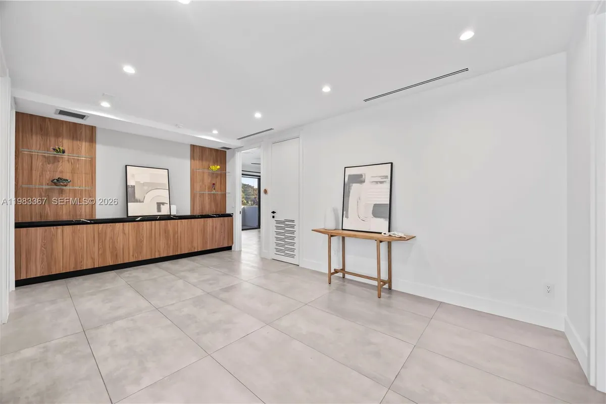 2613 Center Ave, Fort Lauderdale FL 33308