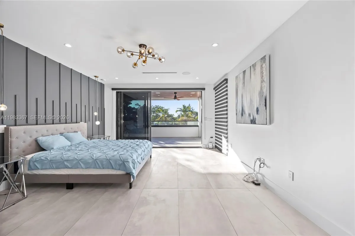 2613 Center Ave, Fort Lauderdale FL 33308