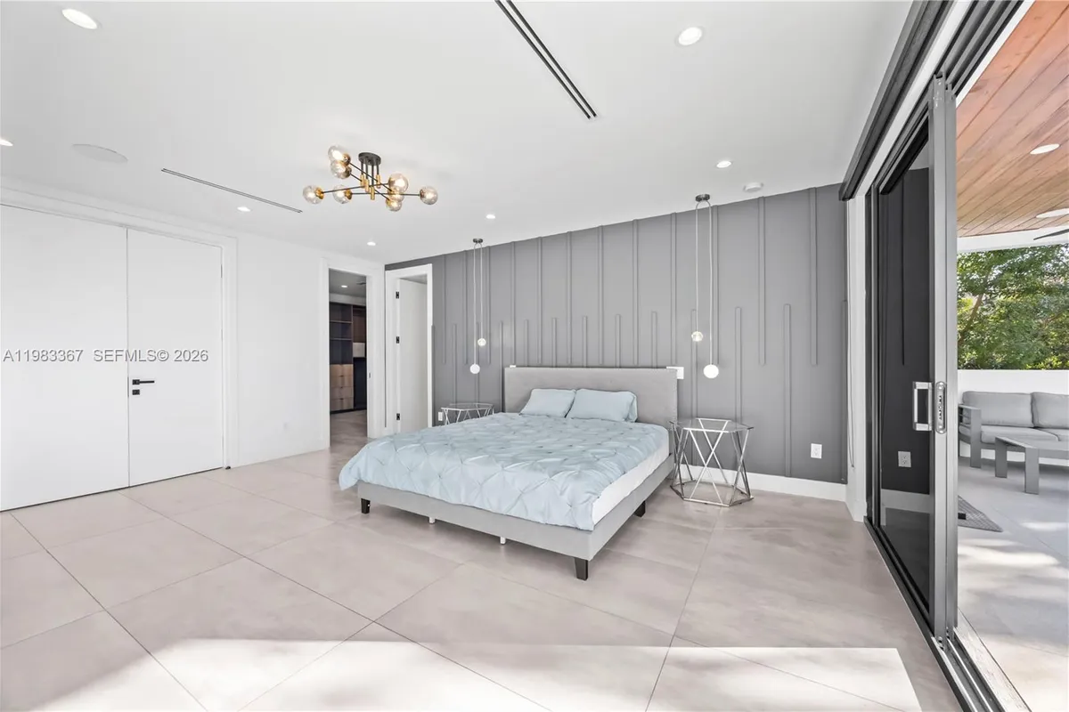 2613 Center Ave, Fort Lauderdale FL 33308