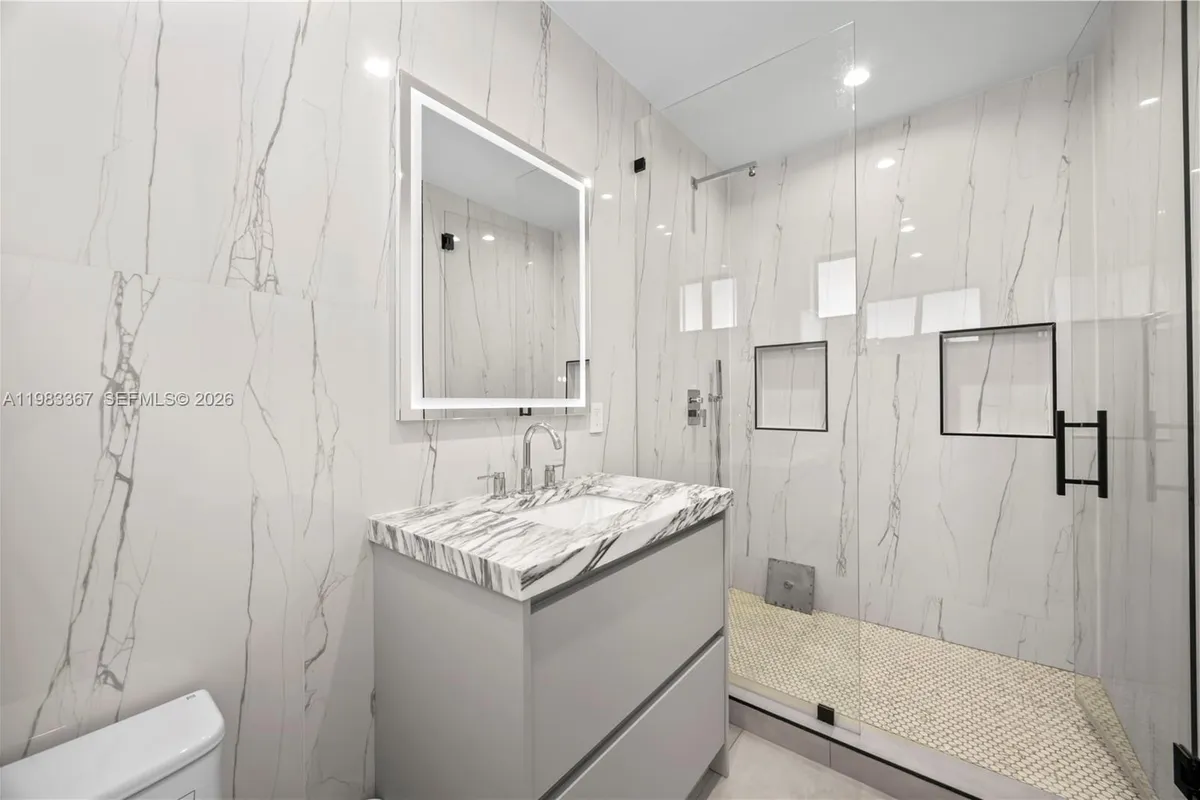 2613 Center Ave, Fort Lauderdale FL 33308