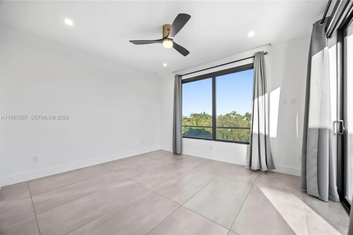 2613 Center Ave, Fort Lauderdale FL 33308