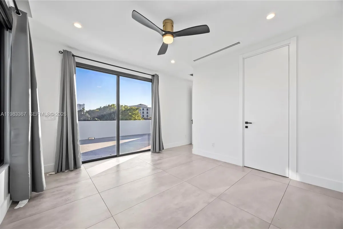 2613 Center Ave, Fort Lauderdale FL 33308