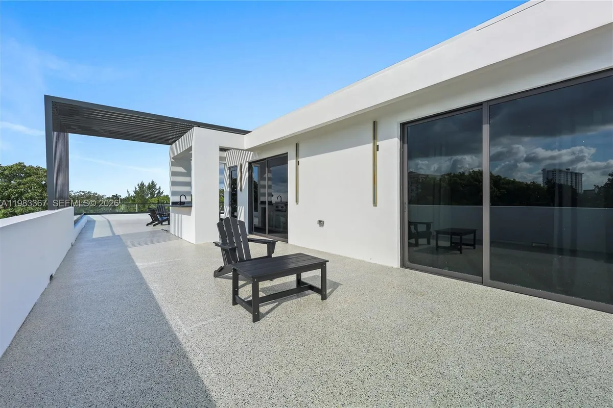 2613 Center Ave, Fort Lauderdale FL 33308