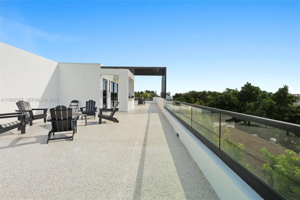 2613 Center Ave, Fort Lauderdale FL 33308