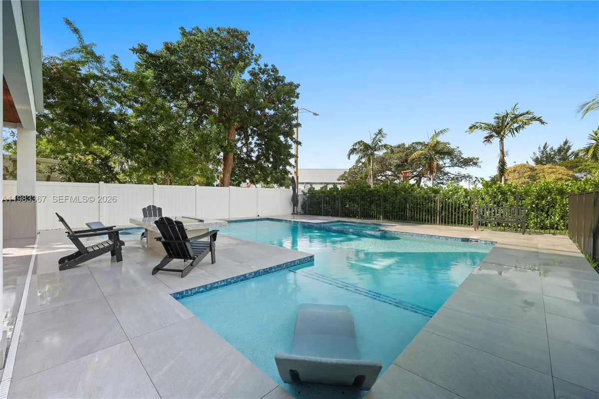 2613 Center Ave, Fort Lauderdale FL 33308