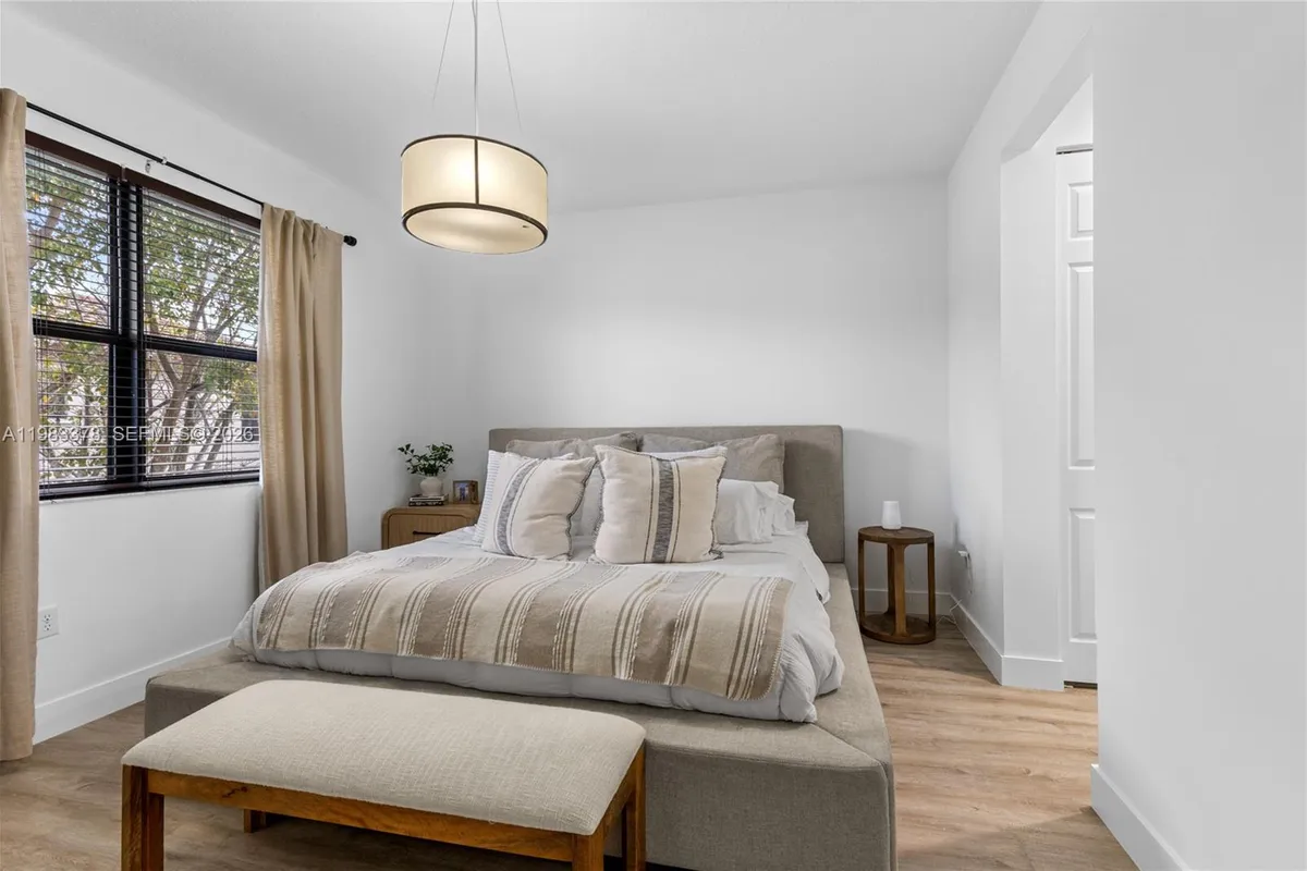 9094 SW 36th St, Miramar FL 33025