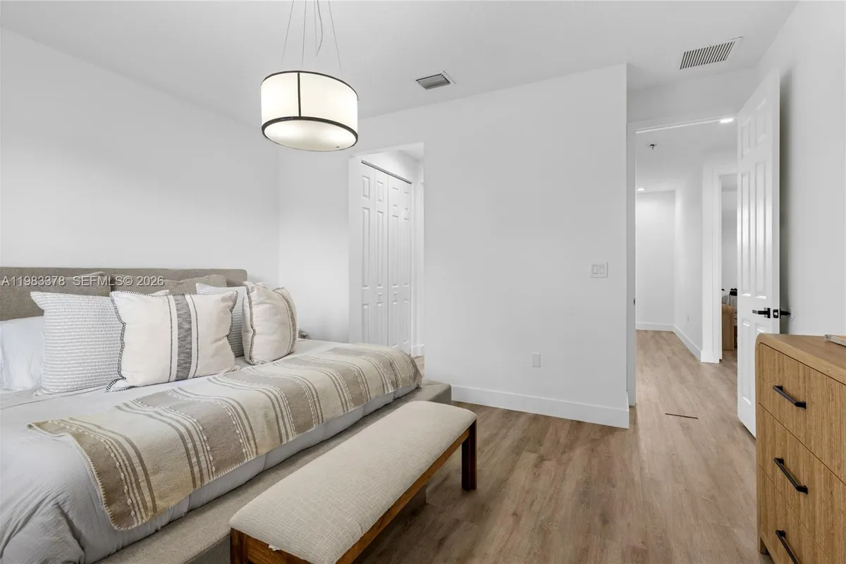 9094 SW 36th St, Miramar FL 33025