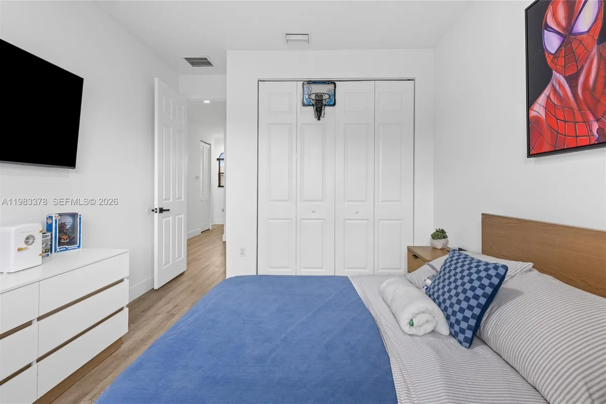 9094 SW 36th St, Miramar FL 33025