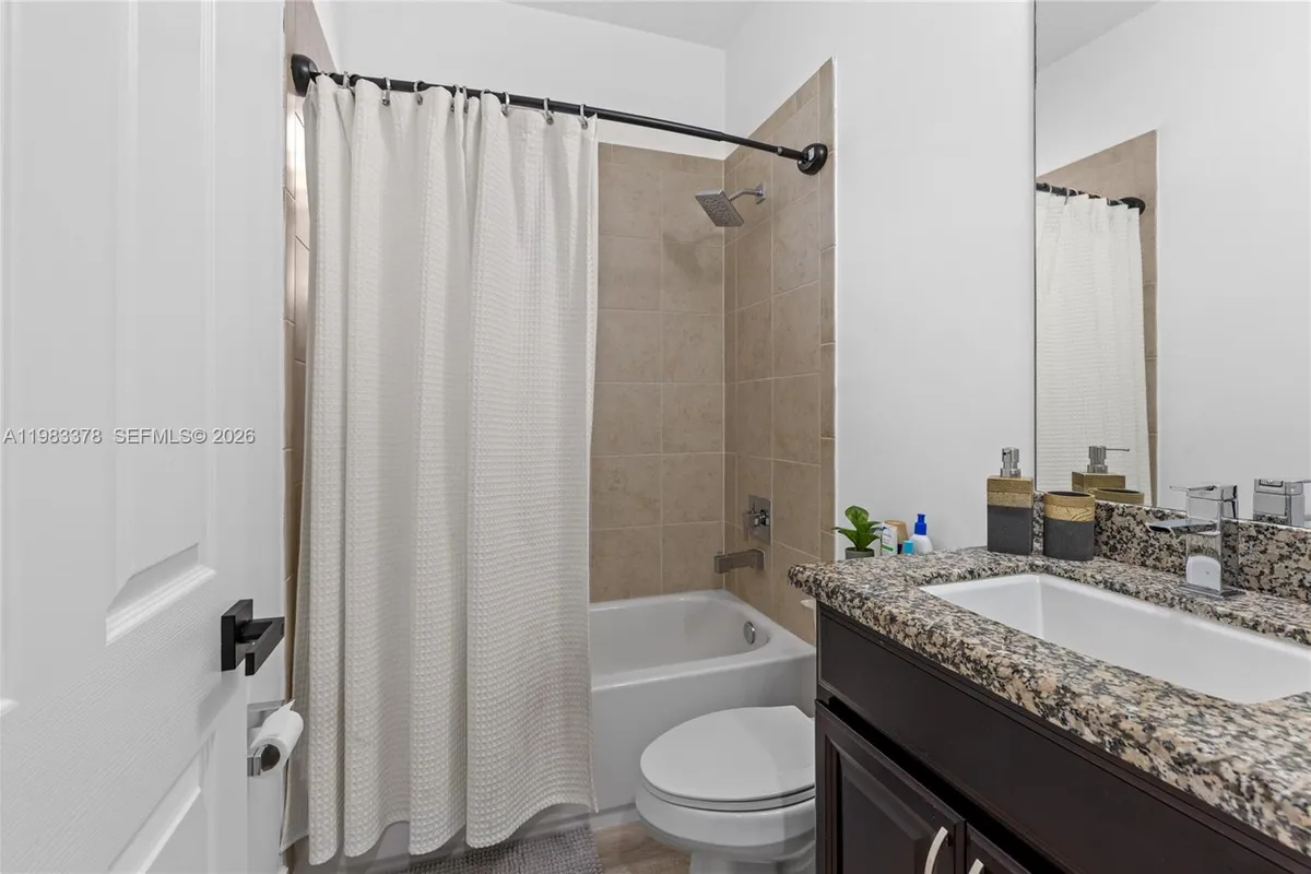 9094 SW 36th St, Miramar FL 33025