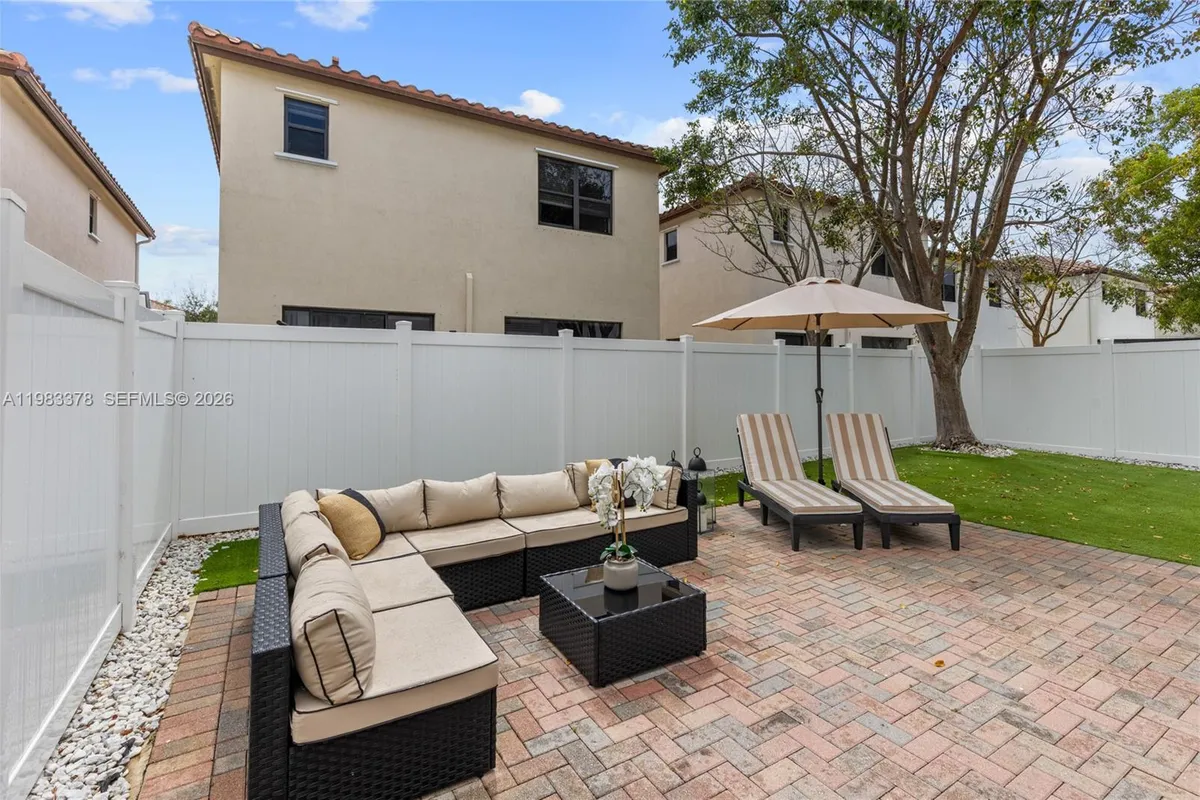 9094 SW 36th St, Miramar FL 33025