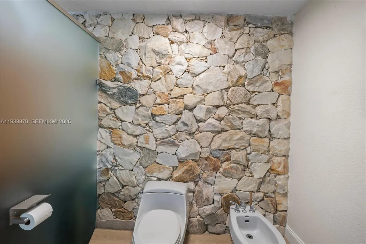 10320 SW 139th St, Miami FL 33176