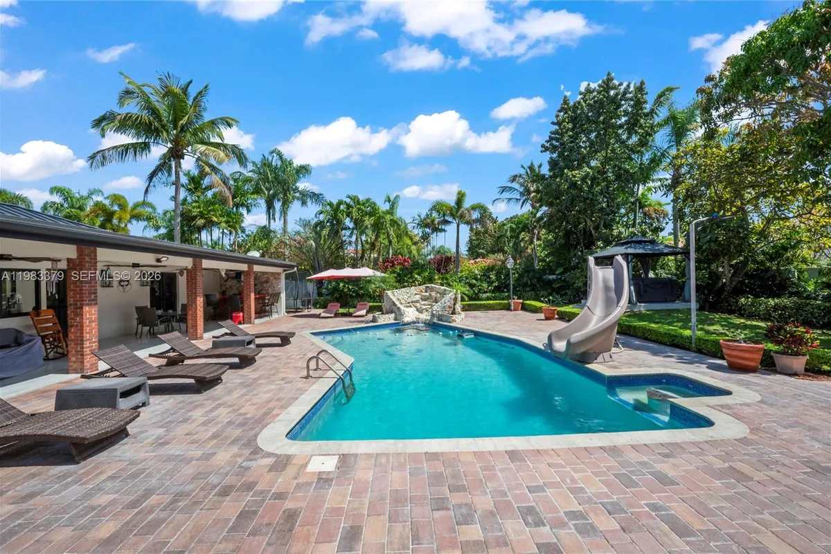 10320 SW 139th St, Miami FL 33176