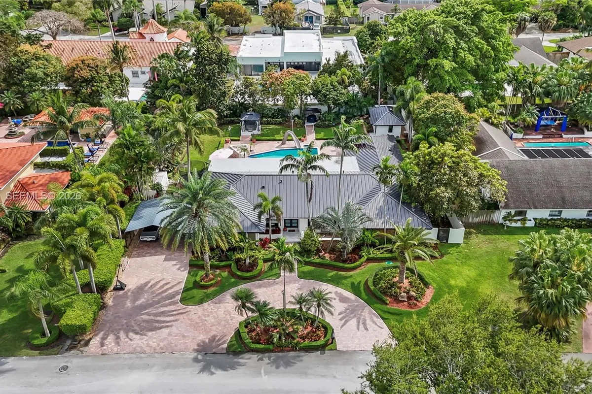 10320 SW 139th St, Miami FL 33176