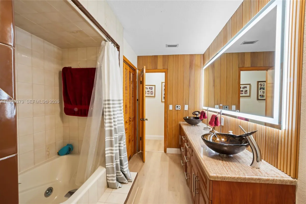 10320 SW 139th St, Miami FL 33176