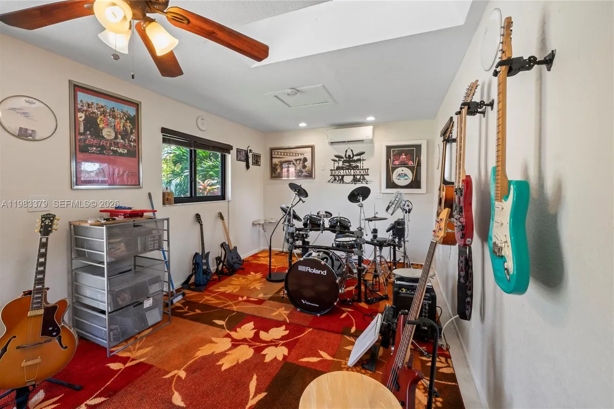 10320 SW 139th St, Miami FL 33176