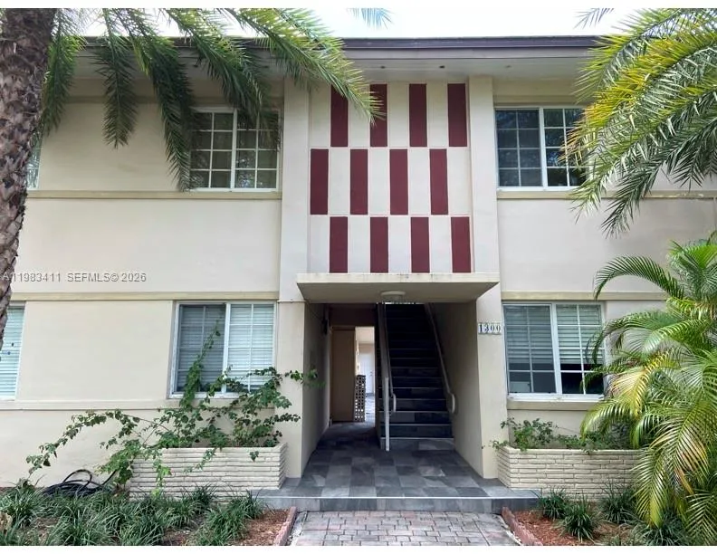 1300 Salzedo St # 5, Coral Gables FL 33134