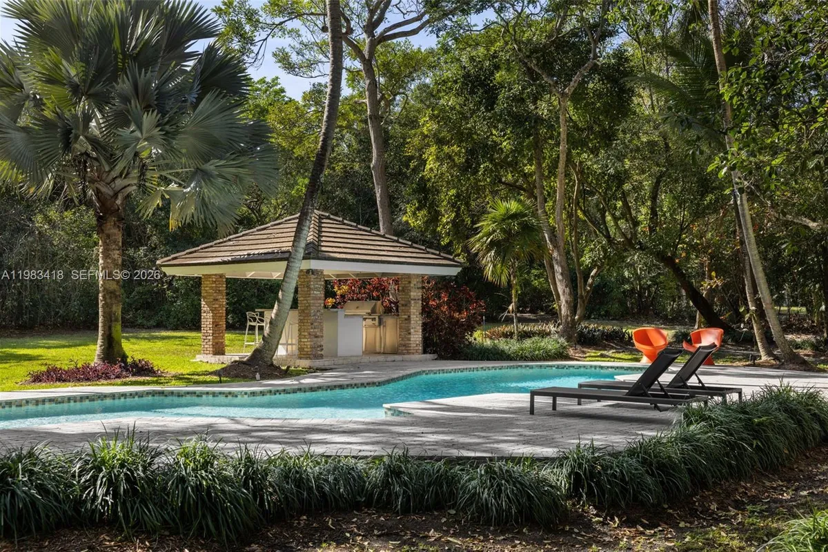 9000 Arvida Dr, Coral Gables FL 33156