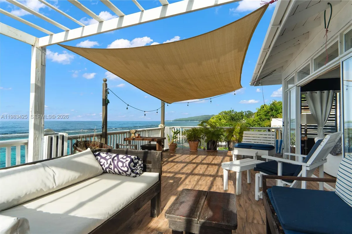 Moxons Beach Club Hotel N Boscobel, St. Mary Parish, Jamaica, FL 0